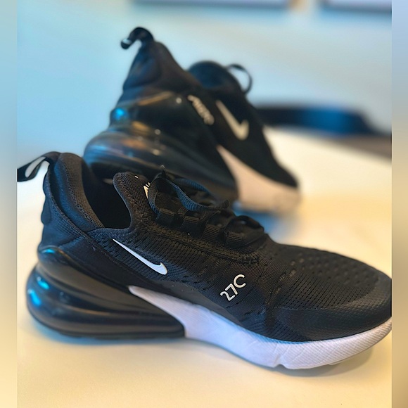 Shoes - NIKE AIR *sz 6.5* Women’s